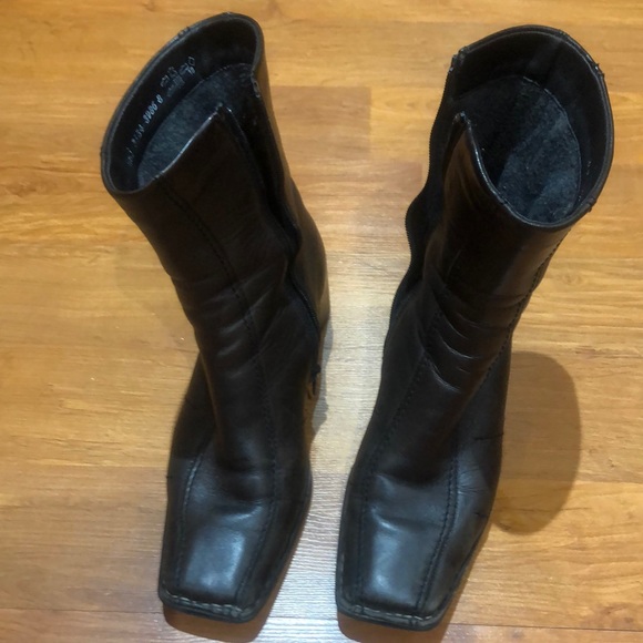 Women’ boots - Picture 1 of 8